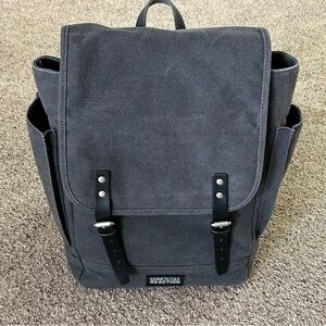 Kenneth Cole Reaction Charcoal Canvas Backpack Brief w/ Laptop & Table Sleeves.